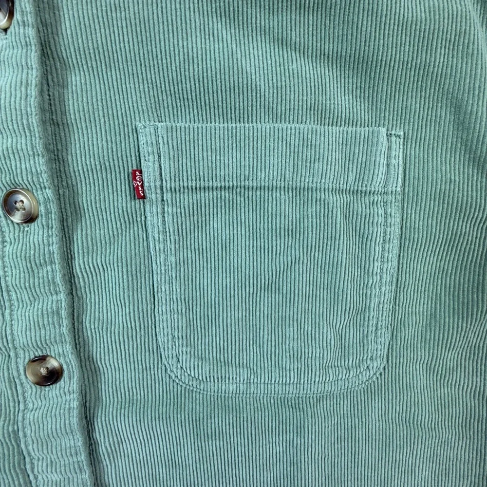 Levis Mens XL Sage Green Corduroy Button Down Shirt Jacket Shacket Oversized